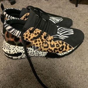 Steve Madden Sneakers